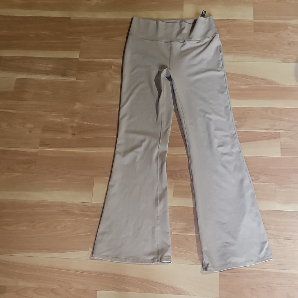 Vuori Light Tan Activewear Pants
